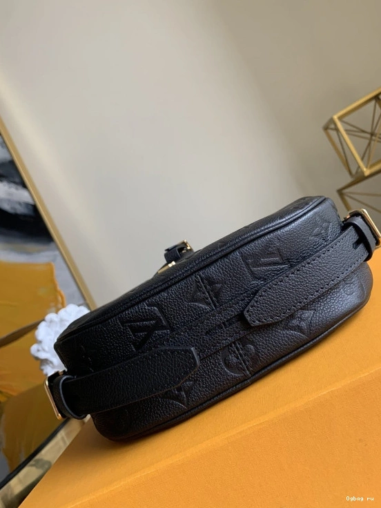 SOUPLE VUITTON LOUIS MM BOITE CHAPEAU 0823